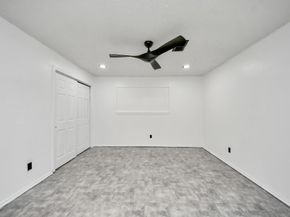 5758 Heron Drive, Houston TX 77033