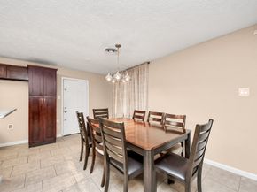 5758 Heron Drive, Houston TX 77033