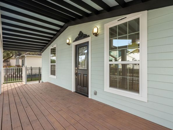 203 Archer Street, Houston TX 77009