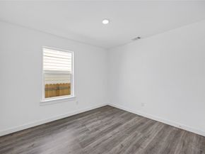 5719 Polly A/B Street, Houston TX 77016