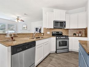 31 Hearthwick Road, Tomball TX 77375