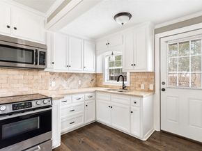 27062 S Oak Creek Drive, Splendora TX 77372