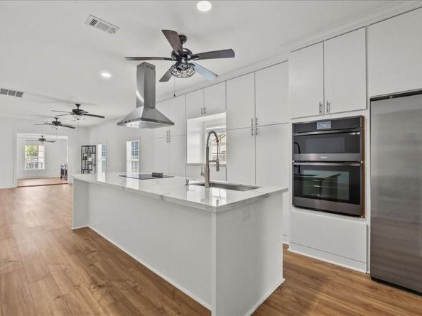 7013 Corsicana Street, Houston TX 77020