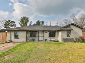 5739 Waterford Drive, Houston TX 77033