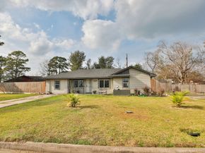 5739 Waterford Drive, Houston TX 77033