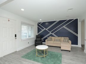 5739 Waterford Drive, Houston TX 77033