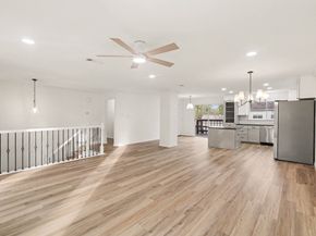 2 Kittiwake Court, The Woodlands TX 77380