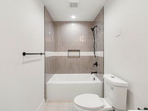 2 Kittiwake Court, The Woodlands TX 77380