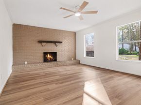 2 Kittiwake Court, The Woodlands TX 77380