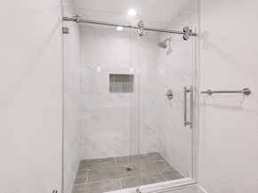 2 Kittiwake Court, The Woodlands TX 77380