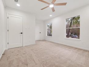 2 Kittiwake Court, The Woodlands TX 77380