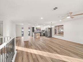 2 Kittiwake Court, The Woodlands TX 77380