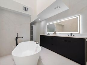 2135 Quenby Street, Houston TX 77005