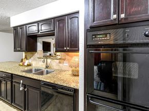 214 Buckeye Drive, Katy TX 77450