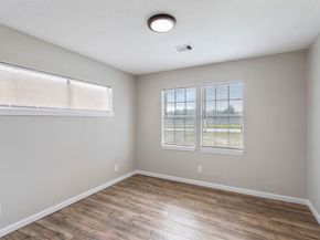 13210 Rockglen Street, Houston TX 77015