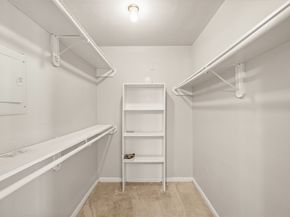 2824 S Bartell Drive 212, Houston TX 77054