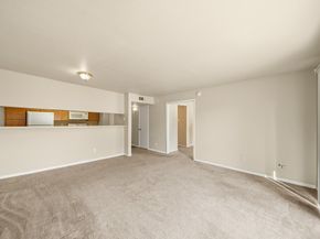 2824 S Bartell Drive 212, Houston TX 77054