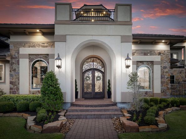 13 Pleasant Shadows Drive, Spring TX 77389