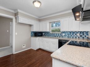 5939 Havenwoods Drive, Houston TX 77066