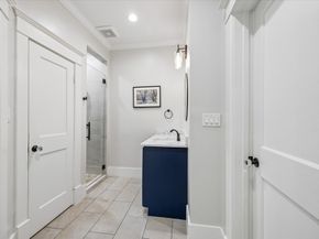 1307 Marshall Street, Houston TX 77006
