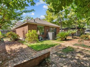 2002 Firtree Way, Houston TX 77062