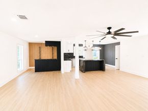 5642 Warm Springs Road, Houston TX 77035