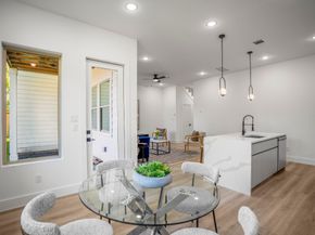 4201 Oats Street B, Houston TX 77020