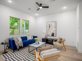 4201 Oats Street B, Houston TX 77020