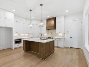 2916 Virginia St, Houston TX 77098