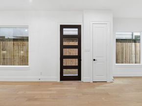 2916 Virginia St, Houston TX 77098