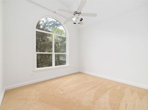 10 E Rock Wing Place, The Woodlands TX 77381