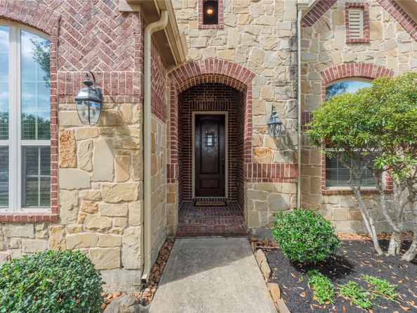 5811 Green Meadows Lane, Katy TX 77493