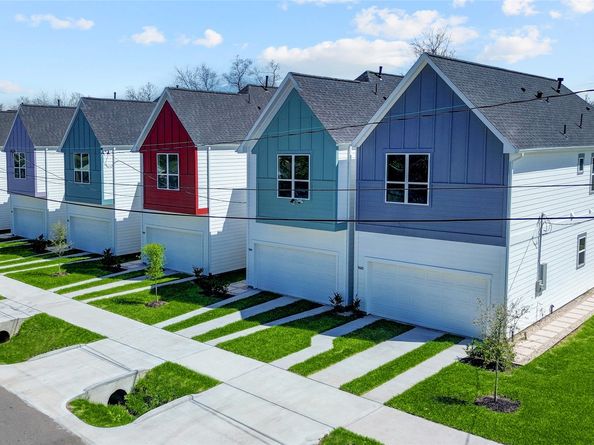 9602 Burden Street, Houston TX 77093