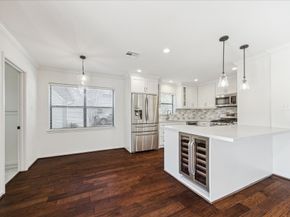 10219 Barwood Drive, Houston TX 77043