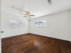 10219 Barwood Drive, Houston TX 77043