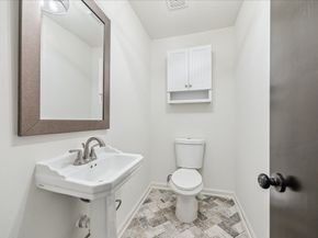 10219 Barwood Drive, Houston TX 77043