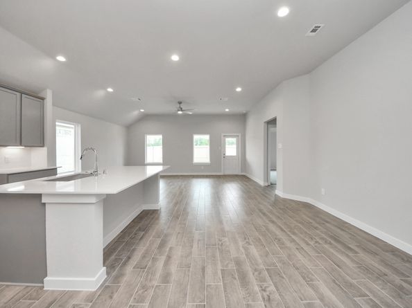 11910 Royal Willow Lane, Houston TX 77066