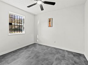 10027 Valley Sun Drive, Houston TX 77078