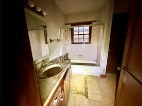 11018 Evangeline Drive, Houston TX 77013