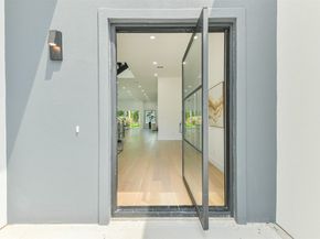 3720 Ella Boulevard, Houston TX 77018