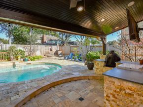 2118 Woodland Drive, Richmond TX 77406