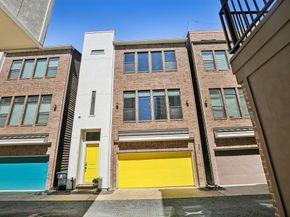 209 Burr Street C, Houston TX 77011