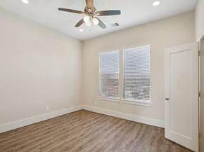 209 Burr Street C, Houston TX 77011