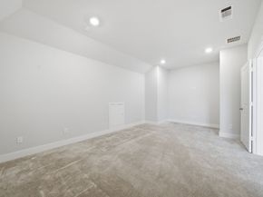 1715 Divino Pass, Conroe TX 77304