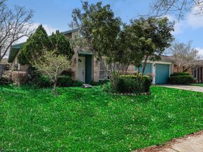 2170 Pilgrims Point Drive, Friendswood TX 77546