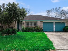 2170 Pilgrims Point Drive, Friendswood TX 77546