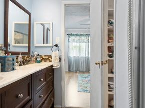 2170 Pilgrims Point Drive, Friendswood TX 77546