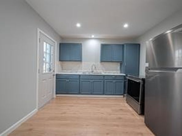 2401 Spence Street, Houston TX 77093