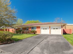 10614 Faircroft Drive, Houston TX 77048