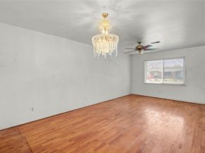 10614 Faircroft Drive, Houston TX 77048